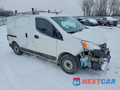 Czwarte zdjęcie samochodu z boku: 2015 NISSAN NV200 UTILITY / SERVICE VAN VIN:3N6CM0KN9FK715707 - miniatura