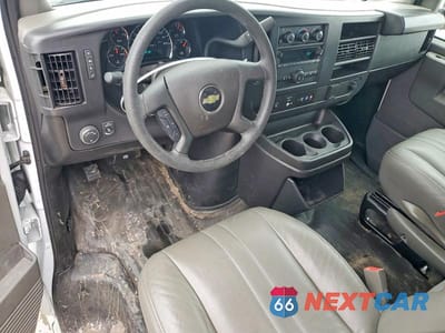 Zdjęcie 8 z 12 samochodu: 2024 CHEVROLET EXPRESS G2500 VIN:1GCWGBFP2R1250529 - miniatura
