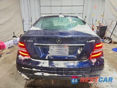 Zdjęcie 6 z 11 samochodu: 2014 MERCEDES-BENZ C 300 4MATIC VIN:WDDGF8AB7EA896994 - miniatura