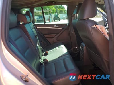 Zdjęcie 11 z 13 samochodu: 2016 VOLKSWAGEN TIGUAN S VIN:WVGAV7AX1GW086495 - miniatura