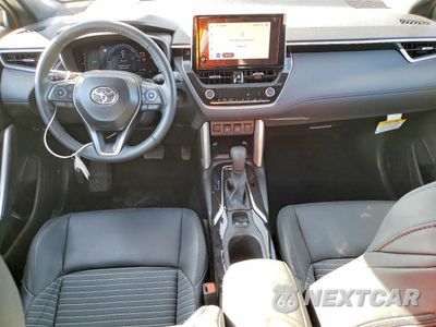 Zdjęcie 8 z 14 samochodu: 2025 TOYOTA COROLLA CROSS HYBRID XSE VIN:7MUFBABG3SV089265 - miniatura