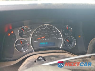 Zdjęcie 9 z 13 samochodu: 2022 GMC SAVANA 2500 CARGO UTILITY / SERVICE VAN VIN:1GTW7AF77N1241426 - miniatura