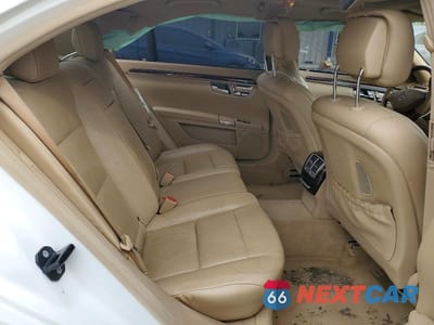Zdjęcie 10 z 12 samochodu: 2012 MERCEDES-BENZ S 550 4MATIC VIN:WDDNG9EB7CA424246 - miniatura