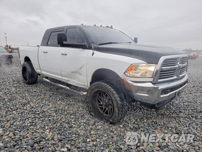 Czwarte zdjęcie samochodu z boku: 2014 RAM 2500 SLT VIN:3C6UR5MJXEG299515 - miniatura