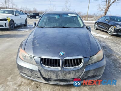 Piąte zdjęcie samochodu w środku: 2007 BMW 323 I VIN:WBAVH13527KC96990 - miniatura