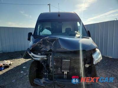 Piąte zdjęcie samochodu w środku: 2019 MERCEDES BENZ SPRINTER 2500 DELIVERY VAN VIN:WD4PF0CD5KP089186 - miniatura