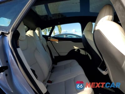 Zdjęcie 10 z 13 samochodu: 2024 TESLA MODEL S VIN:5YJSA1E50RF542875 - miniatura