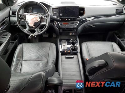 Zdjęcie 8 z 11 samochodu: 2019 HONDA PASSPORT TOURING VIN:5FNYF8H93KB004292 - miniatura