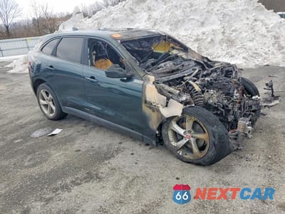 Czwarte zdjęcie samochodu z boku: 2018 JAGUAR F-PACE PREMIUM VIN:SADCJ2FX8JA248975 - miniatura