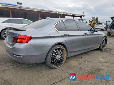 Trzecie zdjęcie samochodu z tyłu: 2015 BMW 528 XI VIN:WBA5A7C52FD626280 - miniatura