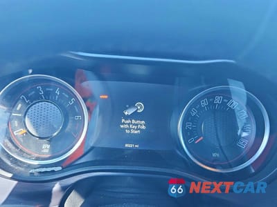 Zdjęcie 9 z 12 samochodu: 2018 DODGE CHALLENGER SXT VIN:2C3CDZAG6JH231794 - miniatura