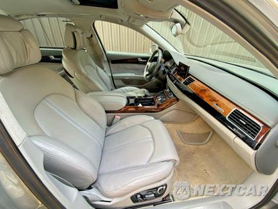 Piąte zdjęcie samochodu w środku: 2011 AUDI A8 L QUATTRO VIN:WAURVAFD7BN018734 - miniatura