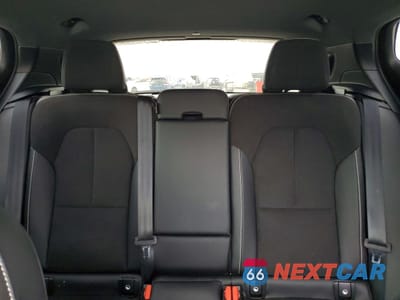 Zdjęcie 10 z 14 samochodu: 2021 VOLVO XC40 T5 R-DESIGN VIN:YV4162UM0M2613299 - miniatura