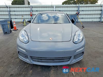 Piąte zdjęcie samochodu w środku: 2014 PORSCHE PANAMERA 2 VIN:WP0AA2A76EL010496 - miniatura