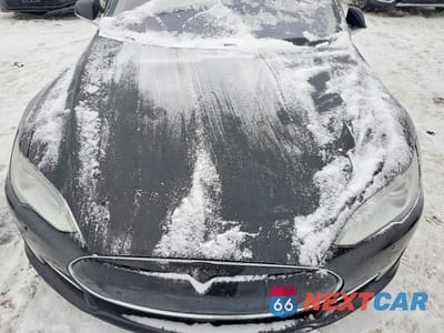 Zdjęcie 11 z 11 samochodu: 2015 TESLA MODEL S VIN:5YJSA1E27FF119731 - miniatura