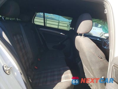 Zdjęcie 10 z 11 samochodu: 2018 VOLKSWAGEN GTI S/SE VIN:3VW447AU6JM289008 - miniatura