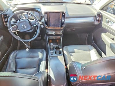 Zdjęcie 8 z 12 samochodu: 2019 VOLVO XC40 T5 MOMENTUM VIN:YV4162XZ6K2018493 - miniatura