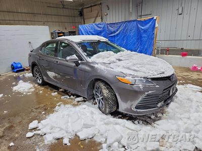 Czwarte zdjęcie samochodu z boku: 2024 TOYOTA CAMRY XLE VIN:4T1F31AK3RU626764 - miniatura