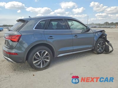 Trzecie zdjęcie samochodu z tyłu: 2024 AUDI Q5 PREMIUM PLUS 45 VIN:WA1EAAFY8R2040716 - miniatura