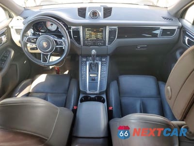 Zdjęcie 8 z 13 samochodu: 2015 PORSCHE MACAN S VIN:WP1AB2A54FLB68489 - miniatura
