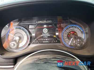 Zdjęcie 9 z 13 samochodu: 2022 RAM 2500 LIMITED VIN:3C6UR5SL5NG316791 - miniatura