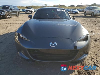 Piąte zdjęcie samochodu w środku: 2022 MAZDA MX-5 MIATA GRAND TOURING VIN:JM1NDAM72N0503902 - miniatura