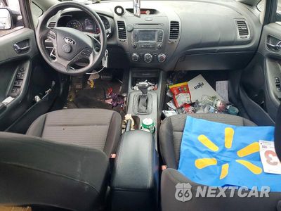 Zdjęcie 8 z 11 samochodu: 2016 KIA FORTE LX VIN:KNAFX4A64G5610493 - miniatura