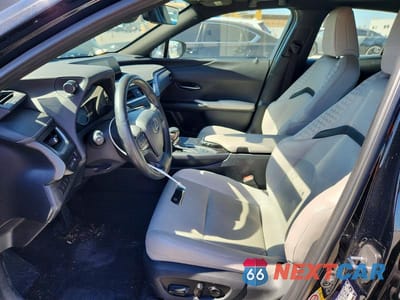 Zdjęcie 7 z 12 samochodu: 2019 LEXUS UX 200 BASE VIN:JTHY3JBH8K2002068 - miniatura