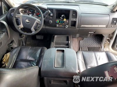 Zdjęcie 8 z 11 samochodu: 2014 CHEVROLET SILVERADO K2500 HEAVY DUTY LT VIN:1GC1KXC88EF173231 - miniatura