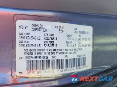 Zdjęcie 13 z 14 samochodu: 1997 DODGE GRAND CARAVAN SE VIN:1B4GP44R6VB241032 - miniatura