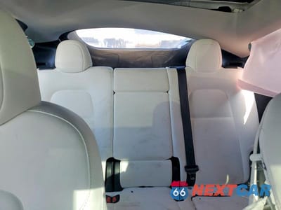 Zdjęcie 10 z 13 samochodu: 2023 TESLA MODEL Y VIN:7SAYGDEF7PF936795 - miniatura