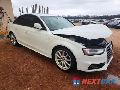 Czwarte zdjęcie samochodu z boku: 2015 AUDI A4 PREMIUM VIN:WAUAFAFL2FN029521 - miniatura