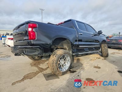 Trzecie zdjęcie samochodu z tyłu: 2024 CHEVROLET SILVERADO C1500 HIGH COUNTRY VIN:2GCPAFED5R1155638 - miniatura
