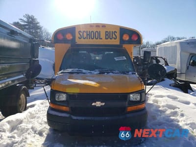 Zdjęcie 9 z 12 samochodu: 2014 CHEVROLET EXPRESS SCHOOL BUS VIN:1GB3G3BG5E1206571 - miniatura