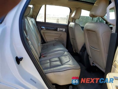 Zdjęcie 10 z 12 samochodu: 2008 LINCOLN MKX VIN:2LMDU88C68BJ38137 - miniatura