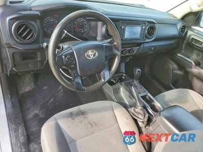 Zdjęcie 8 z 11 samochodu: 2017 TOYOTA TACOMA SR VIN:5TFRX5GN8HX087683 - miniatura