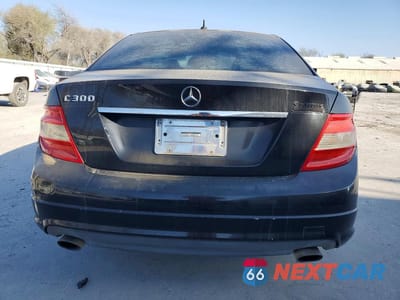 Zdjęcie 6 z 12 samochodu: 2011 MERCEDES-BENZ C 300 VIN:WDDGF5EB2BF635666 - miniatura