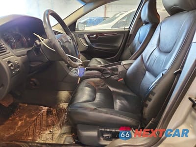 Zdjęcie 7 z 12 samochodu: 2004 VOLVO S60 2.5T VIN:YV1RH59H642365387 - miniatura