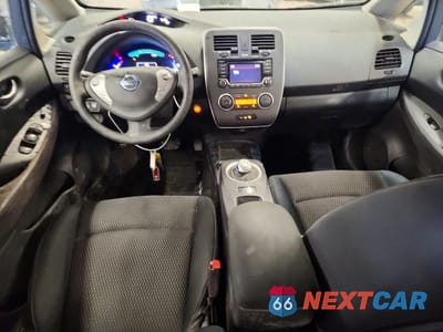 Zdjęcie 8 z 12 samochodu: 2017 NISSAN LEAF S VIN:1N4BZ0CP9HC307173 - miniatura