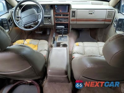 Zdjęcie 8 z 13 samochodu: 1995 JEEP GRAND CHEROKEE LIMITED VIN:1J4GZ78Y2SC674587 - miniatura