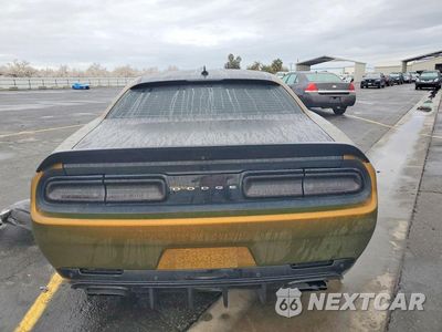Zdjęcie 6 z 13 samochodu: 2016 DODGE CHALLENGER SRT HELLCAT VIN:2C3CDZC98GH124625 - miniatura