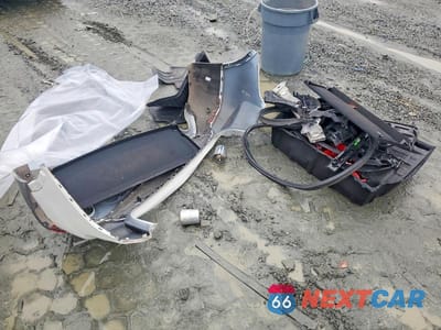 Zdjęcie 12 z 12 samochodu: 2021 BMW X1 XDRIVE28I VIN:WBXJG9C00M5T92070 - miniatura