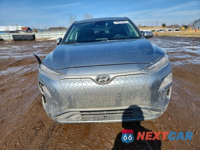 Piąte zdjęcie samochodu w środku: 2020 HYUNDAI KONA LIMITED VIN:KM8K33AG0LU071687 - miniatura