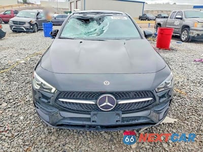 Piąte zdjęcie samochodu w środku: 2023 MERCEDES-BENZ CLA 250 4MATIC VIN:W1K5J4HB9PN330982 - miniatura