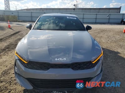 Piąte zdjęcie samochodu w środku: 2023 KIA K5 GT-LINE VIN:5XXG64J23PG172813 - miniatura