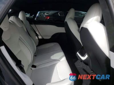 Zdjęcie 10 z 12 samochodu: 2023 TESLA MODEL S VIN:5YJSA1E60PF499354 - miniatura