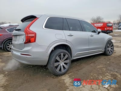 Trzecie zdjęcie samochodu z tyłu: 2023 VOLVO XC90 PLUS VIN:YV4H600N0P1969957 - miniatura