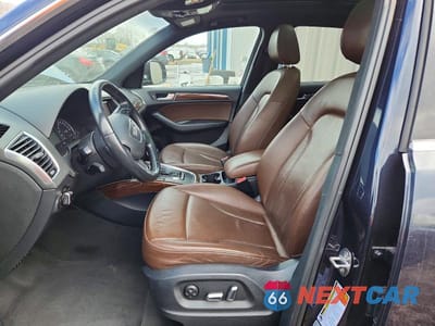 Zdjęcie 7 z 12 samochodu: 2017 AUDI Q5 PREMIUM VIN:WA1C2AFP9HA045357 - miniatura
