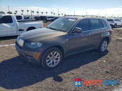 2013 BMW X5 XDRIVE35I 5UXZV4C53D0B01578 - główne zdjęcie licytacji z USA - miniatura