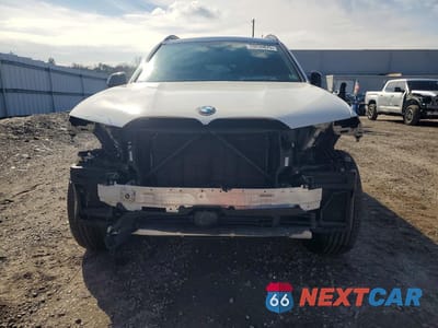 Piąte zdjęcie samochodu w środku: 2021 BMW X7 M50I VIN:5UXCX6C07M9F81362 - miniatura